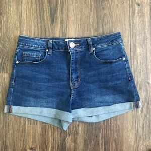 Forever 21 - Jean Shorts Size 27